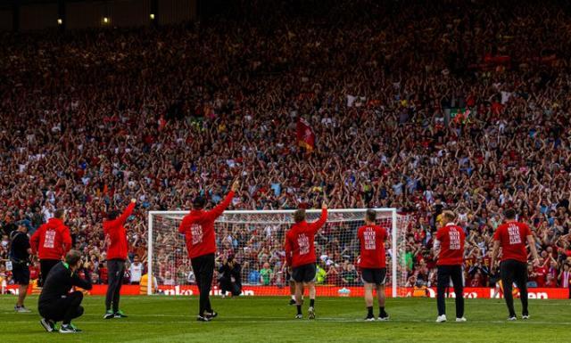 B体育平台-克洛普带头欢迎斯洛特，萨拉赫感谢教练升级之恩